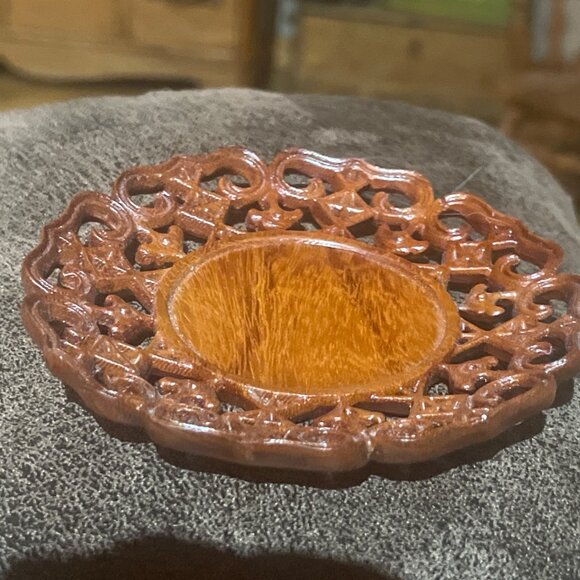 Handcrafted Wooden Decorative Plate With Intricate Star Design - Picture 4 of 4